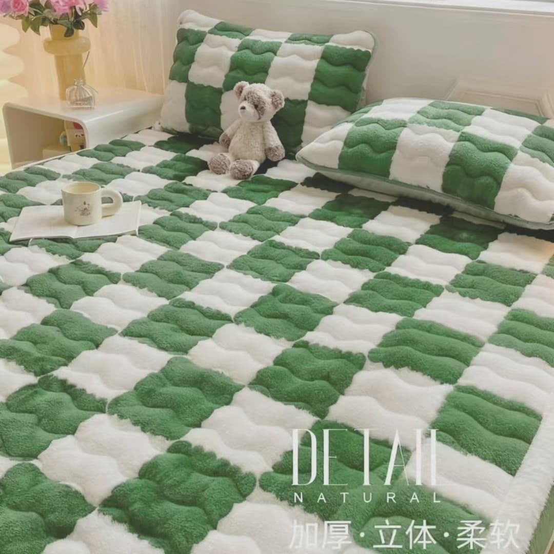 New Thickened Milk Velvet Mattress Pad for Student Dormitory Single Bed, Flannel Bottom Mattress Cover, Bed Blanket, Bed Pad