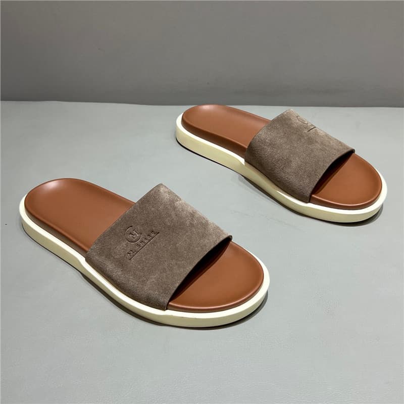 Trendy Men's Shoes 2026 Summer New Style Outdoor Slippers Korean Fashion Versatile Lightweight Old Money Style Men's Slide Sandals