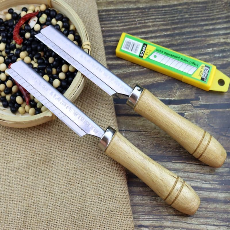 Factory Stock Stainless Steel Hair Scraper, Market Hair Shaver, Wooden Handle Pig Hair Scraper, Kitchen Tool