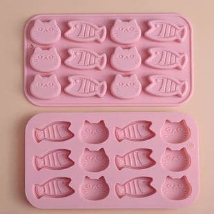 In Stock 12-Cavity 6 Different Heart Shape Silicone Mold Baking Chocolate Mold Candy Resin Cake Mold