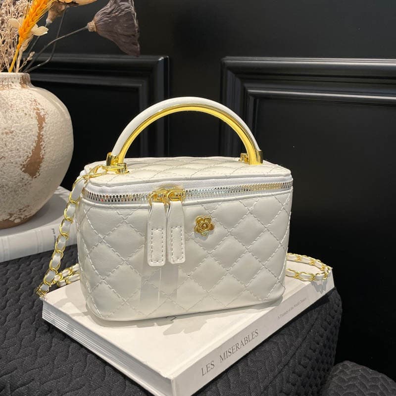 2026 Summer New Women's Handbag Fashionable Tote Bag Niche Design Trendy Crossbody Bag Wholesale Women's Bag