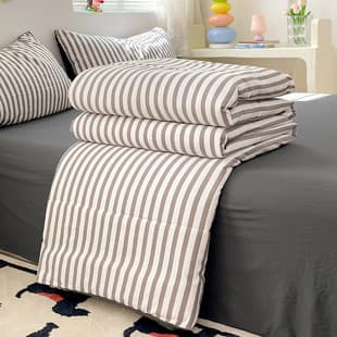 Summer Japanese Style Air Conditioning Quilt Set Striped Lightweight Single and Double Size Machine Washable Summer Blanket