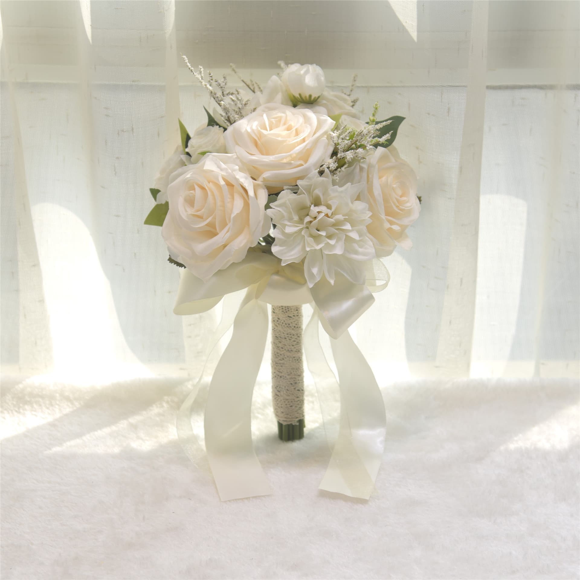 109 bride holding flowers, wedding simulation flowers, wedding engagement, bridesmaid photography, photo props flowers