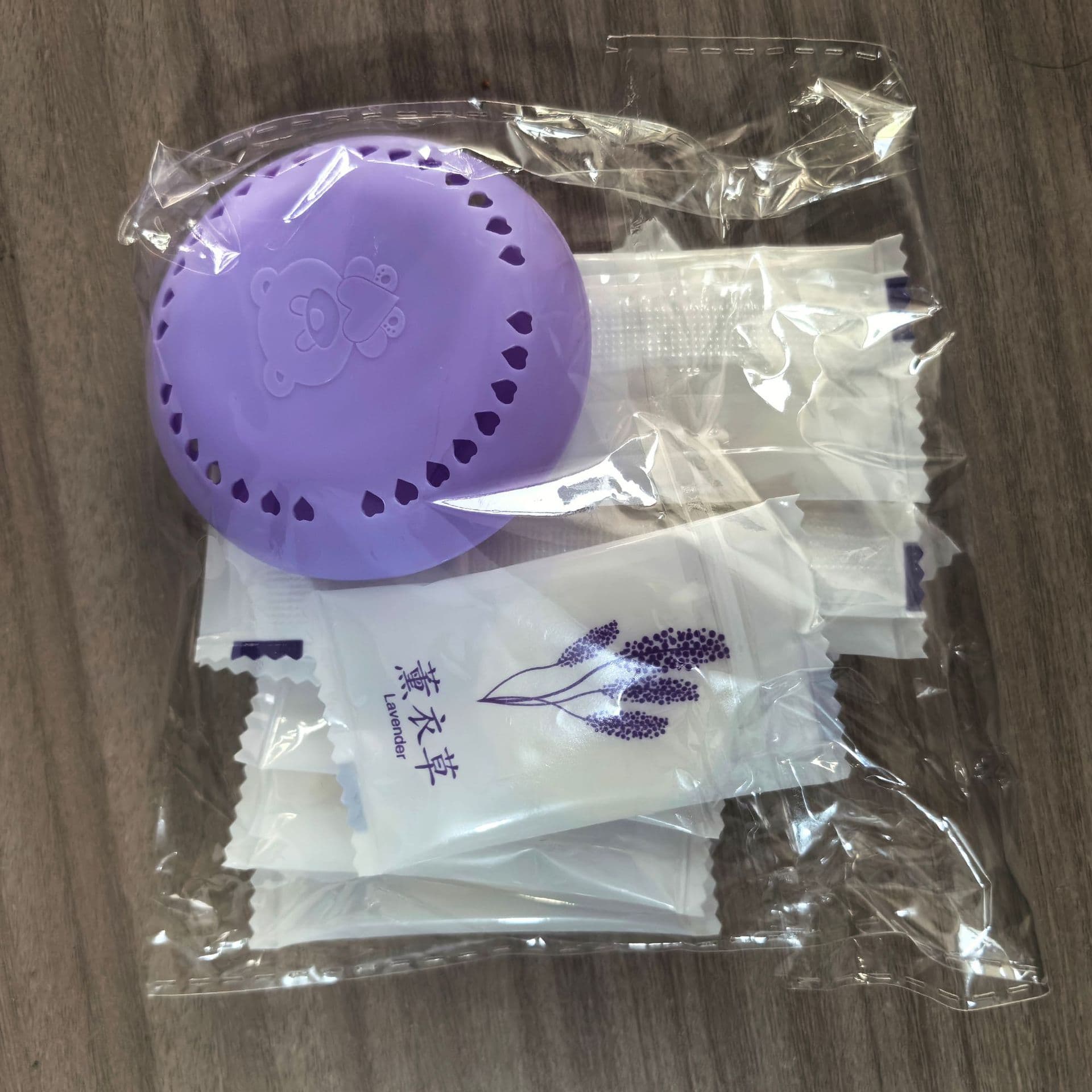 Cross-border Adhesive Solid Air Freshener for Bathroom, Bedroom, Wardrobe, Car, and Home Use