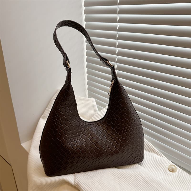 French Niche High-End Armpit Bag for Women 2025 New Autumn and Winter Retro Shoulder Bag Fashionable Satchel Baguette Bag