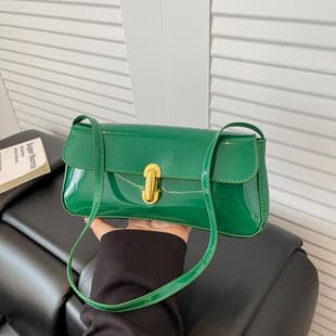 2026 New Handheld Fashion Simple Shoulder Bag French Niche Design Chic Underarm Bag Women's Bag Baguette Bag