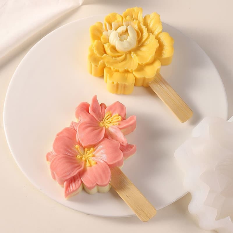 New creative ice cream molds, made of food-grade silicone, suitable for home use, street vending, and making popsicles, ice cream, and other frozen desserts.