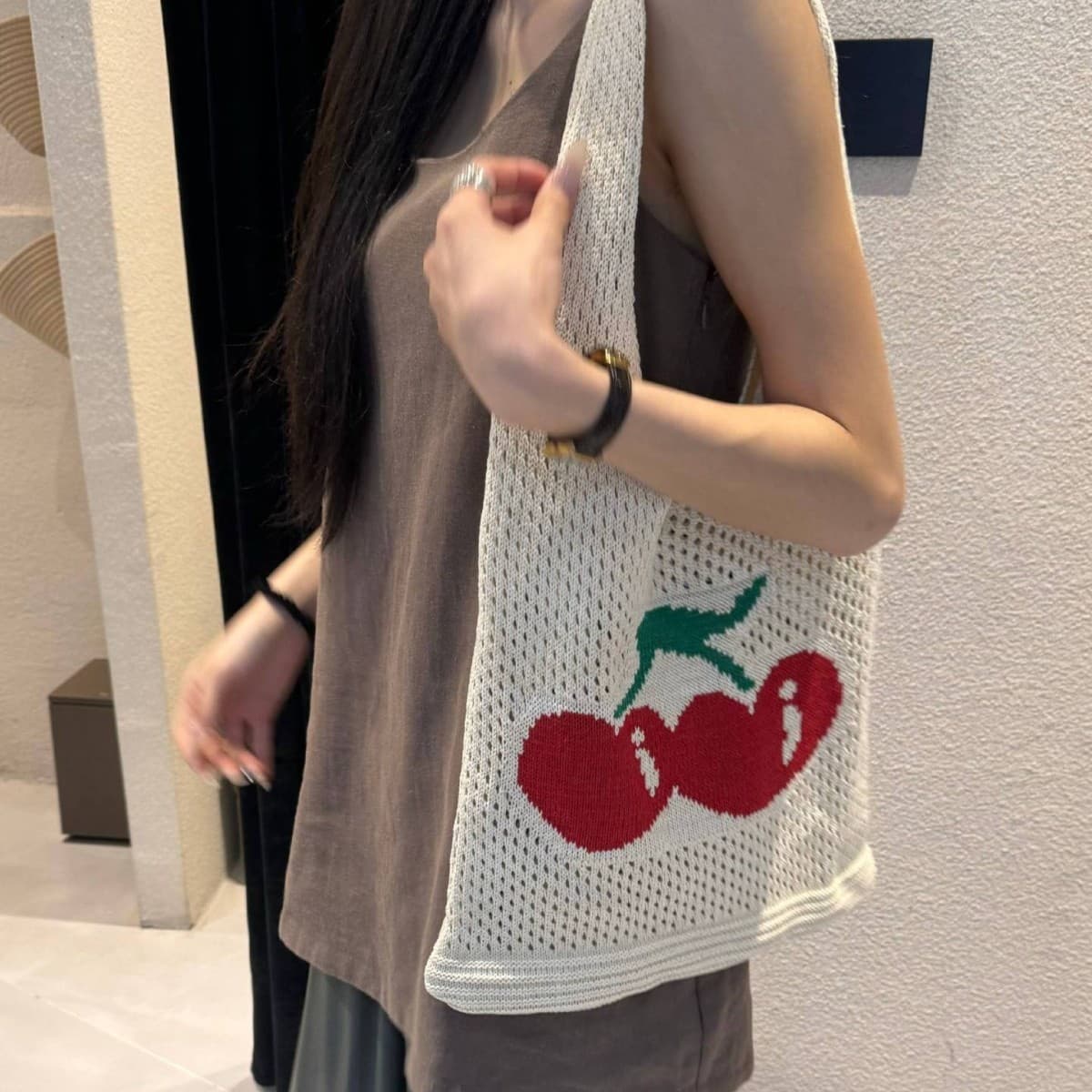 2024 new cross-border bag large capacity tote bag cherry bag knitted bag hollow bag shoulder bag woven bag
