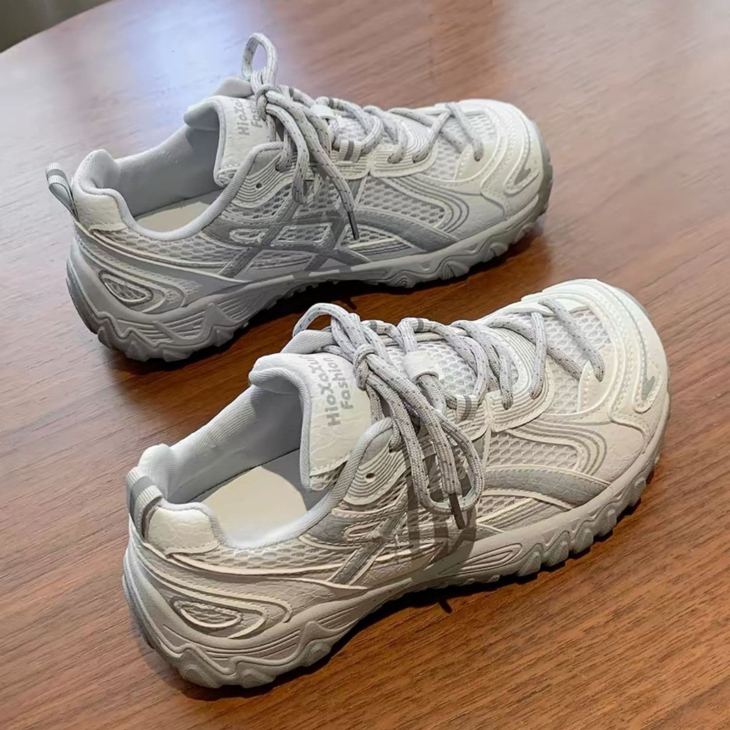 Retro moral training women's shoes 2026 new mango head versatile casual sports shoes mesh breathable lightweight dad shoes trendy