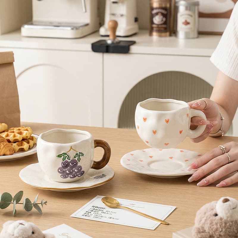 ins small clear hand-painted ceramic irregular cup and saucer personality niche girls ceramic afternoon tea milk coffee cup