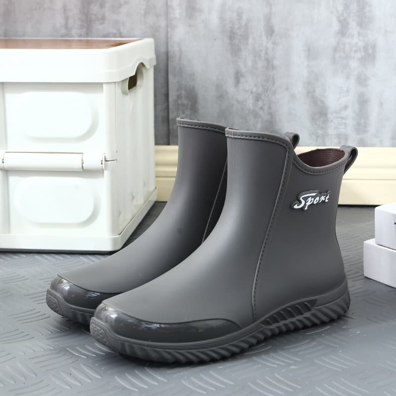 Fashion Short Rain Boots for Men, Four-Season Work Shoes, Low-Top Non-Slip Kitchen Shoes, Wear-Resistant Rubber Fishing Shoes, Waterproof Shoes