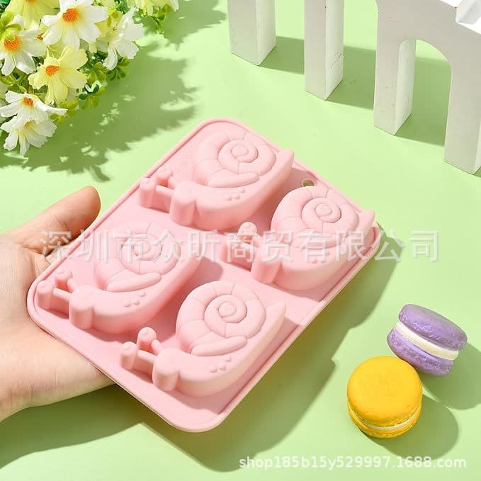Spot 4 snail-shaped silicone mold baking pan cake mold drip glue handmade soap ice cube grid chocolate mold