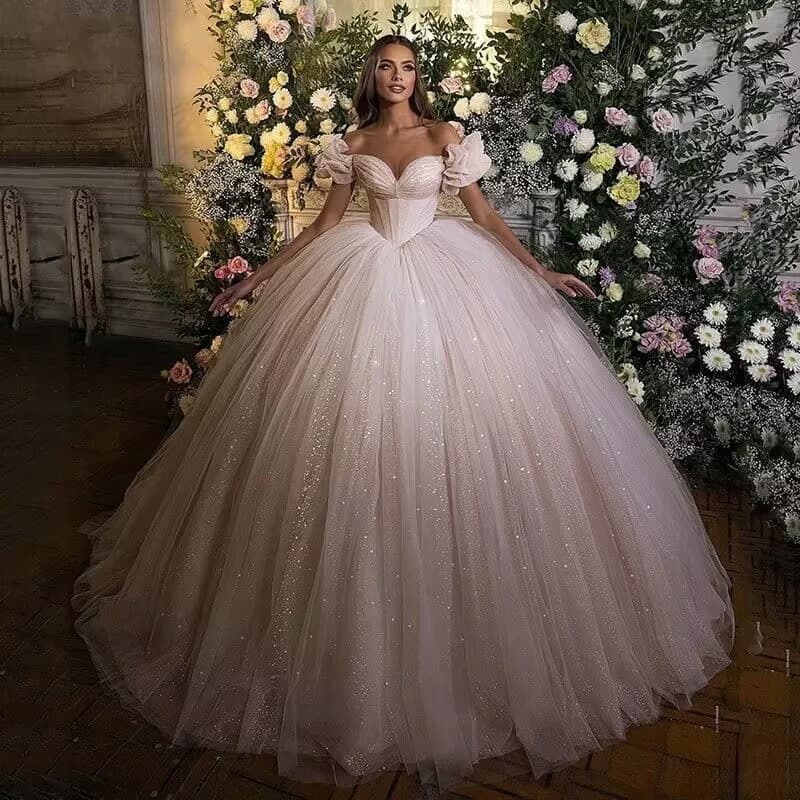 The new wedding dress that never loses fans, the bride's one-shoulder forest style, super fairy, dreamy, luxurious, slimming, large tail, foreign trade wedding dress