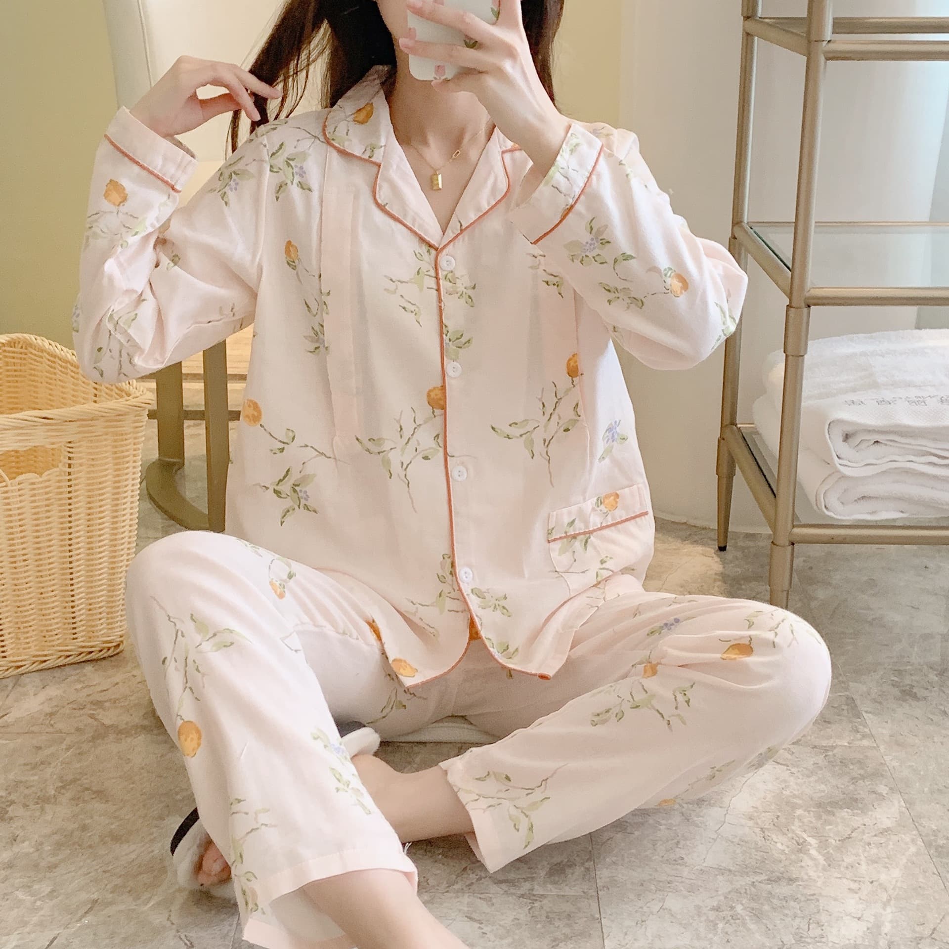 Double-layer Gauze Maternity Nursing Set with Lapel Design, Lemon Print, Postpartum Clothing for Breastfeeding