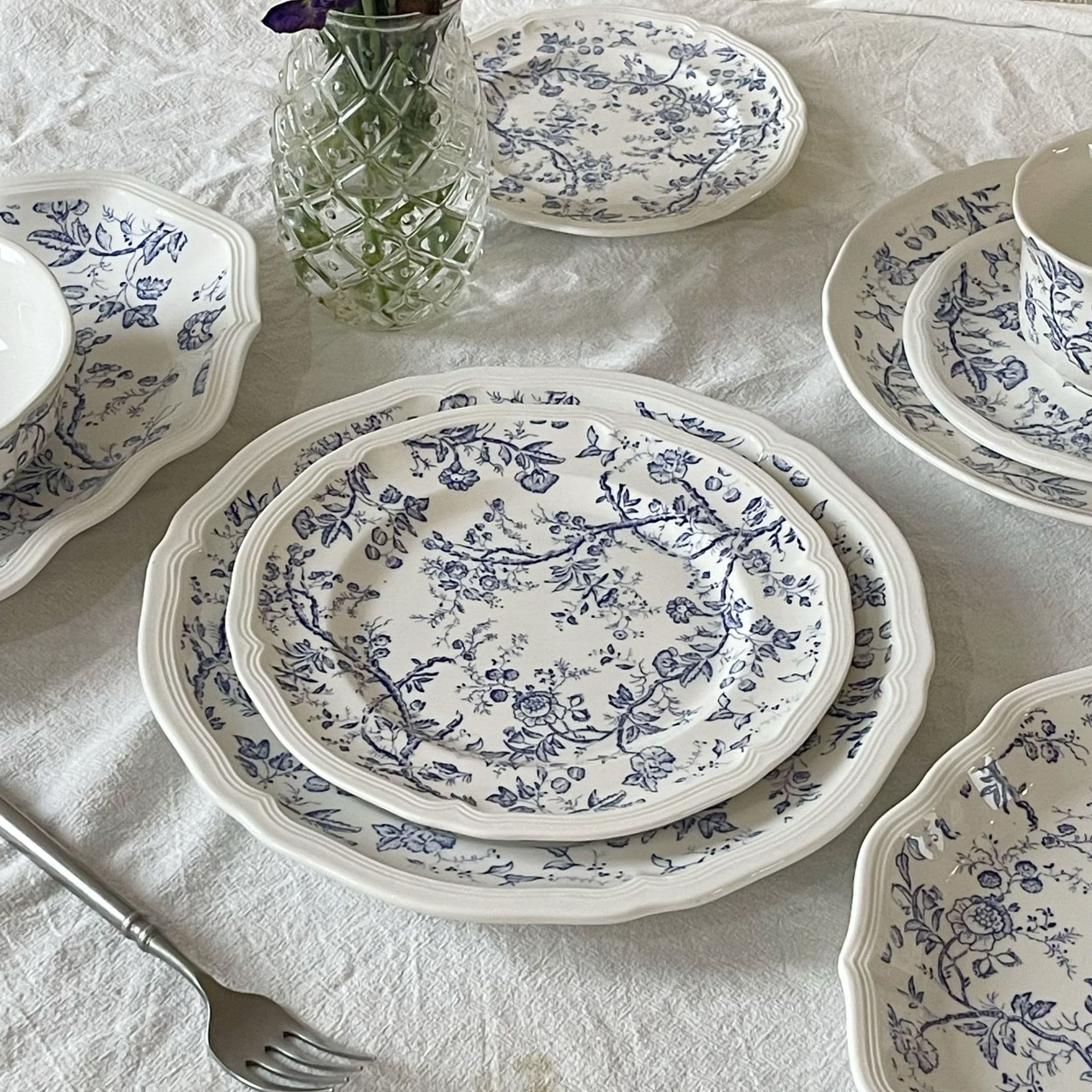 French Vintage Blue Floral Vine Ceramic Plate Ceramic Bowl Ceramic Cup and Saucer Ceramic Set Tableware Ceramic Plate