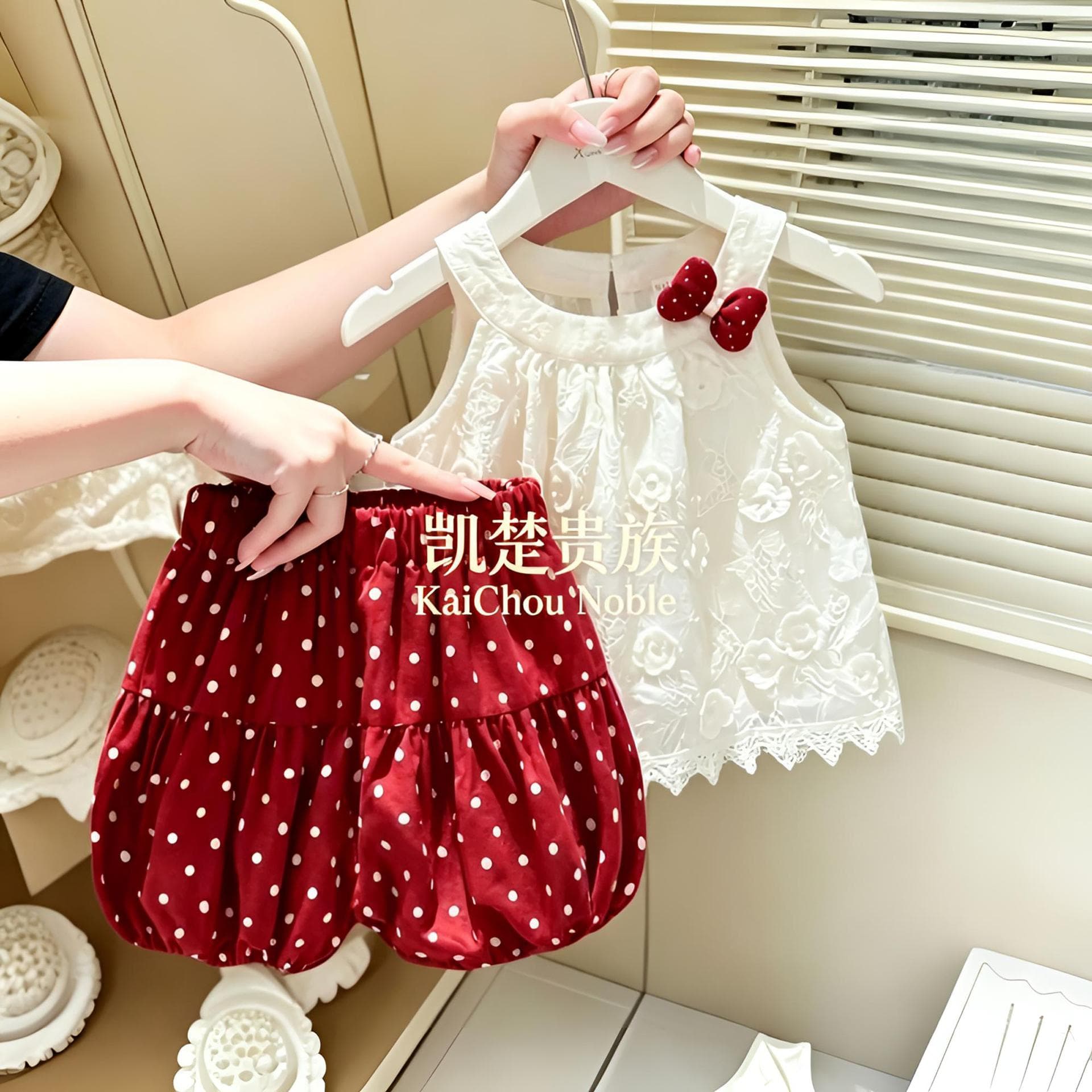 Baby suit girls summer new style suspender top two-piece set children's fashionable polka dot summer fashionable street style