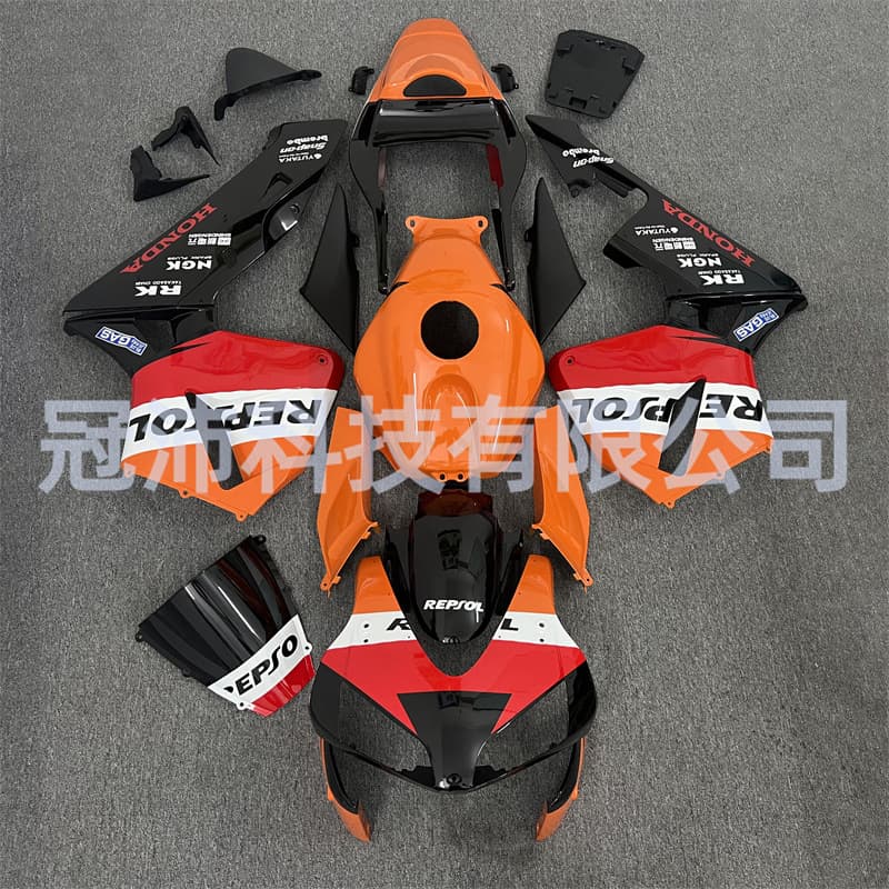 Suitable for HONDA Honda CBR600RR F5 2003-2004 full car fender shell full body fairing