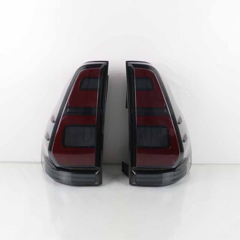Suitable for Toyota Prado Land Cruiser LC120 Taillight Brake Light 2003~2009