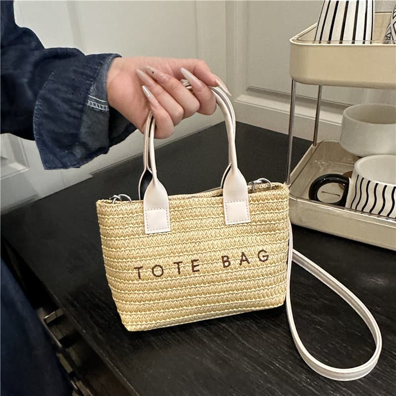 Cross-border seaside vacation woven bag women's 2025 new fashion beach shoulder bag hand bag straw crossbody bag
