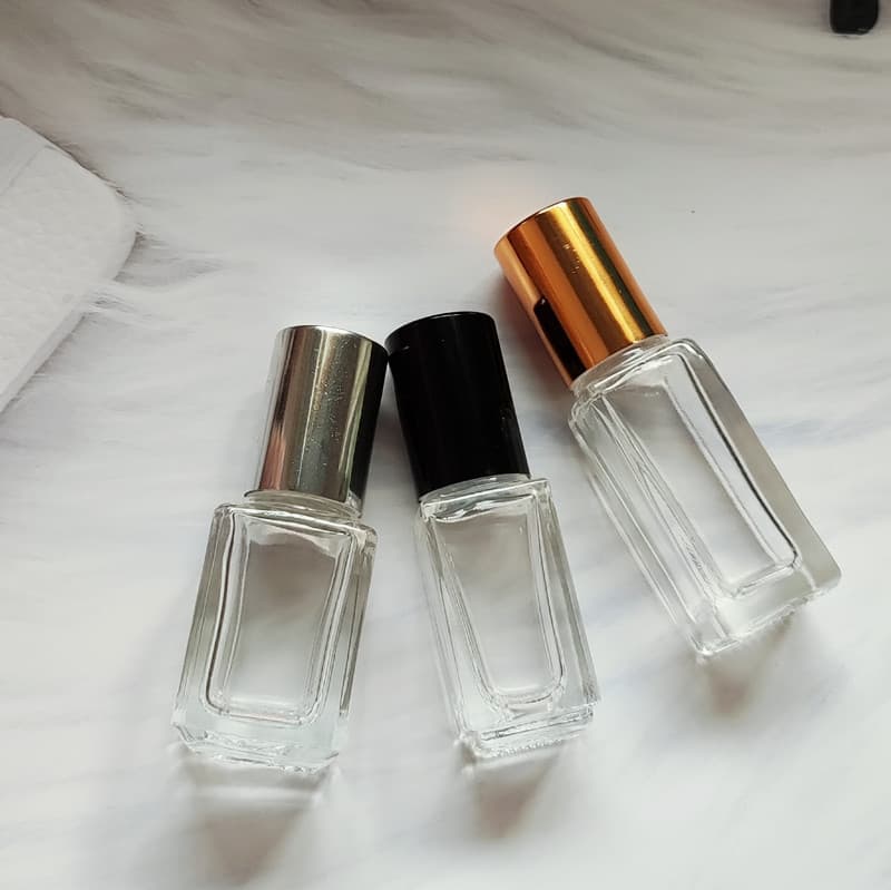 Wholesale Square Clear Glass Roller Bottle 5ML Perfume Essential Oil Roll-On Bottle Empty Refillable