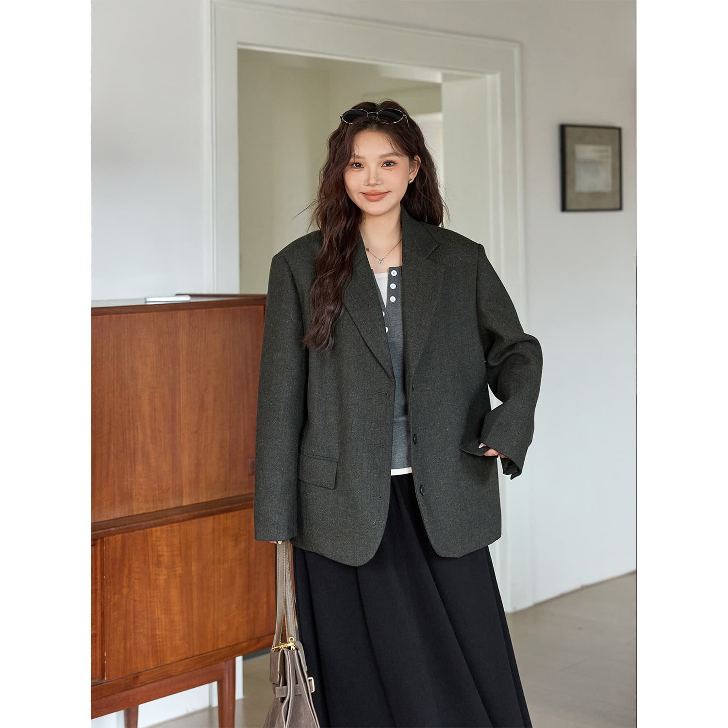 Plus Size Women's Clothing Niche Versatile French Elegance Chic Style Oversized Shoulder Straight-Cut Blazer Casual Fashion Coat