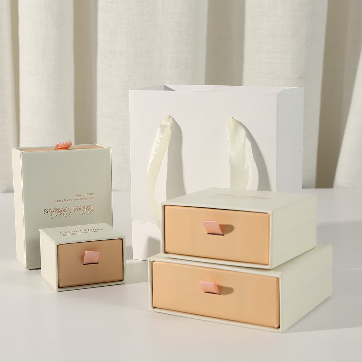 White pink drawer box necklace necklace ring bracelet earrings bracelet jewelry gift box jewelry box ready stock wholesale