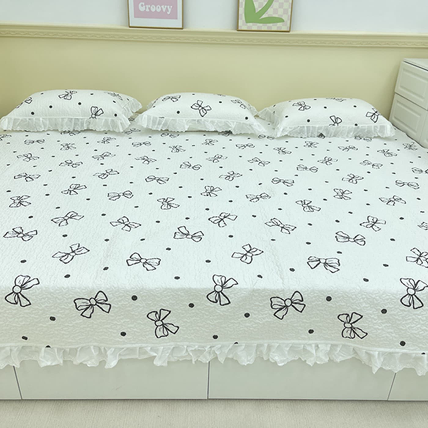 French-Style Pure Cotton Quilted Tatami Bed Cover, Non-Slip Thickened Bed Sheet with Cotton Padding, Three-Piece Set, Northeast Agricultural College Bed Cover