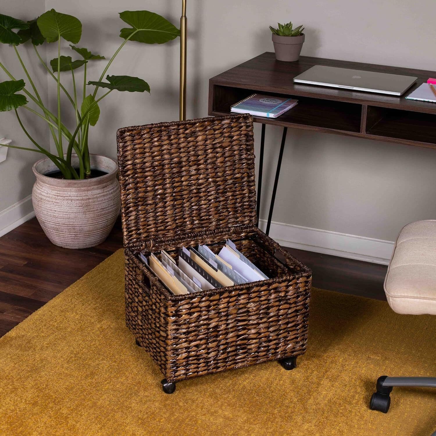 Custom-made rush grass woven file cabinets, portable rattan woven file basket folders for the office.