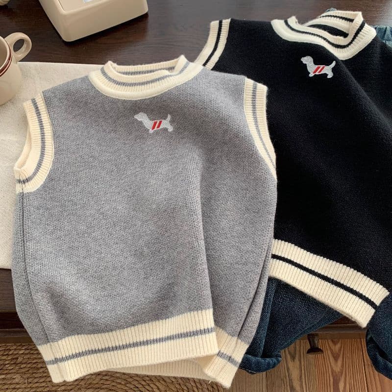 2025 Autumn/Winter Korean Style Pullover Knitted Sweater Children's Clothing Dog Pattern Medium/Large Kids British Vest Black Grey
