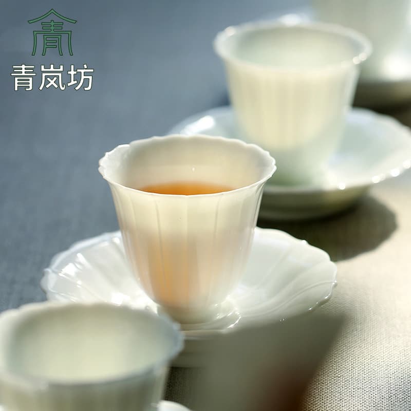 Jingdezhen Jade White Porcelain Tea Cup with Saucer, Petal-Shaped Kung Fu Tea Set Cup for Home Use, Single Cup