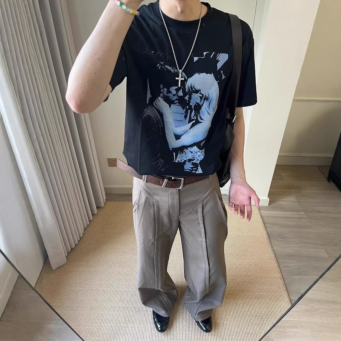 Xanvas 'Blue Velvet' Blue Tone Kiss Two-Year Anniversary Limited Sorona Digital Print Short Sleeve T-Shirt
