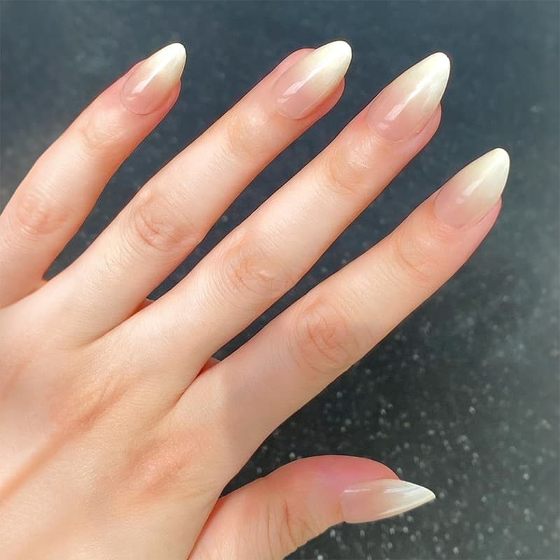White Ombre French Press-On Nails European American Almond Fake Nails Cross-Border Hot Selling Press-On Nails nails