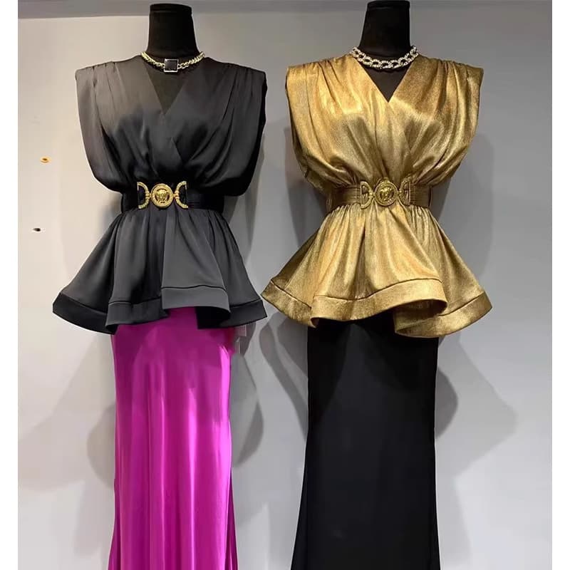 French-style New High-End V-Neck Chic Commute Top for Women 2024 Summer Designer Niche Blouse