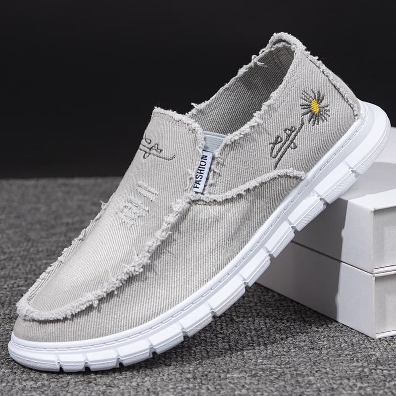 Spring Autumn Hot Old Beijing Cloth Shoes Men Canvas Shoes Daisy Men Shoes Slip-On Casual Breathable Beggar Shoes