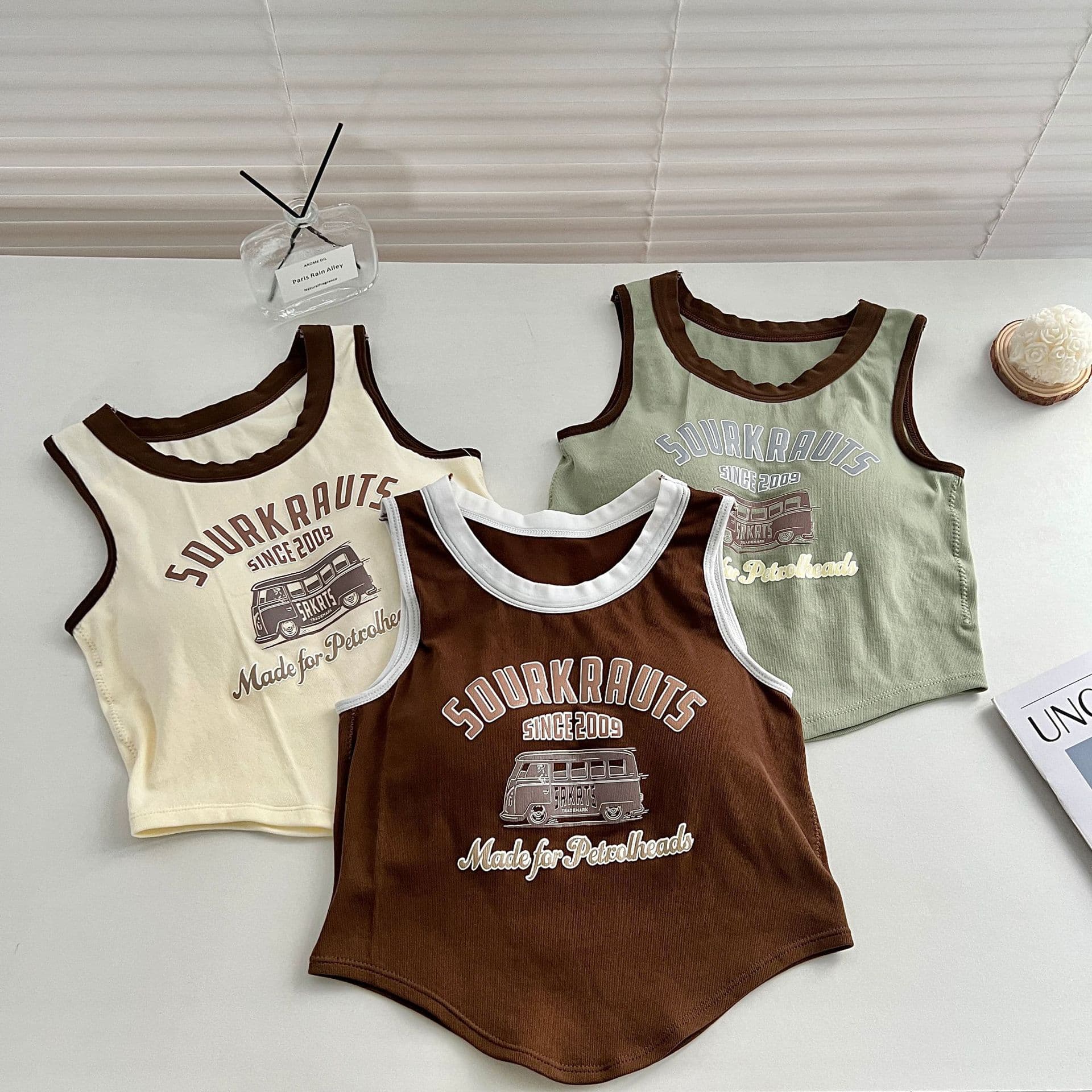 Clearance Sale Korean Letter Print Vest with Built-in Pads for Women, Going Out, Backless Crop Top Sleeveless Top