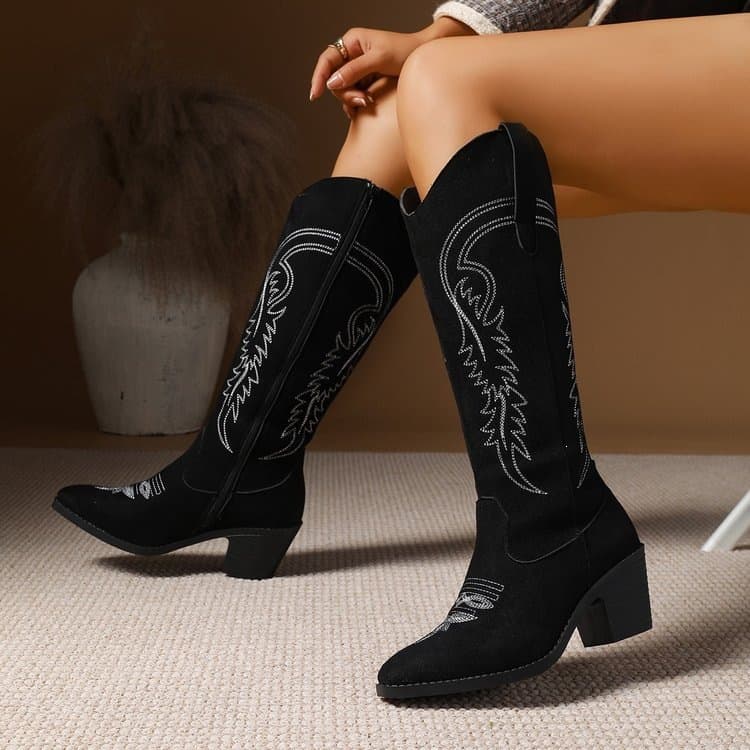 Knight boots for women 2026 autumn new style pointed toe mid-heel high embroidered retro nubuck western cowboy boots