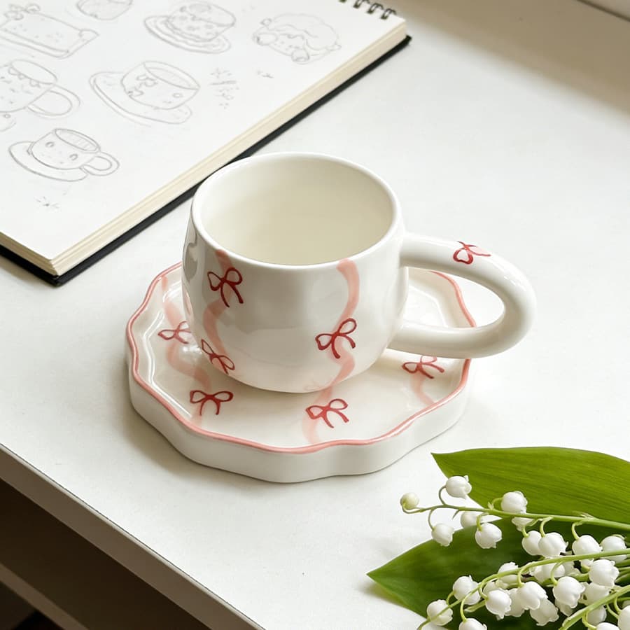 Korean style ins style hand-kneaded irregular hand-painted ceramic coffee cup and saucer afternoon tea cup and saucer high-looking cup and saucer