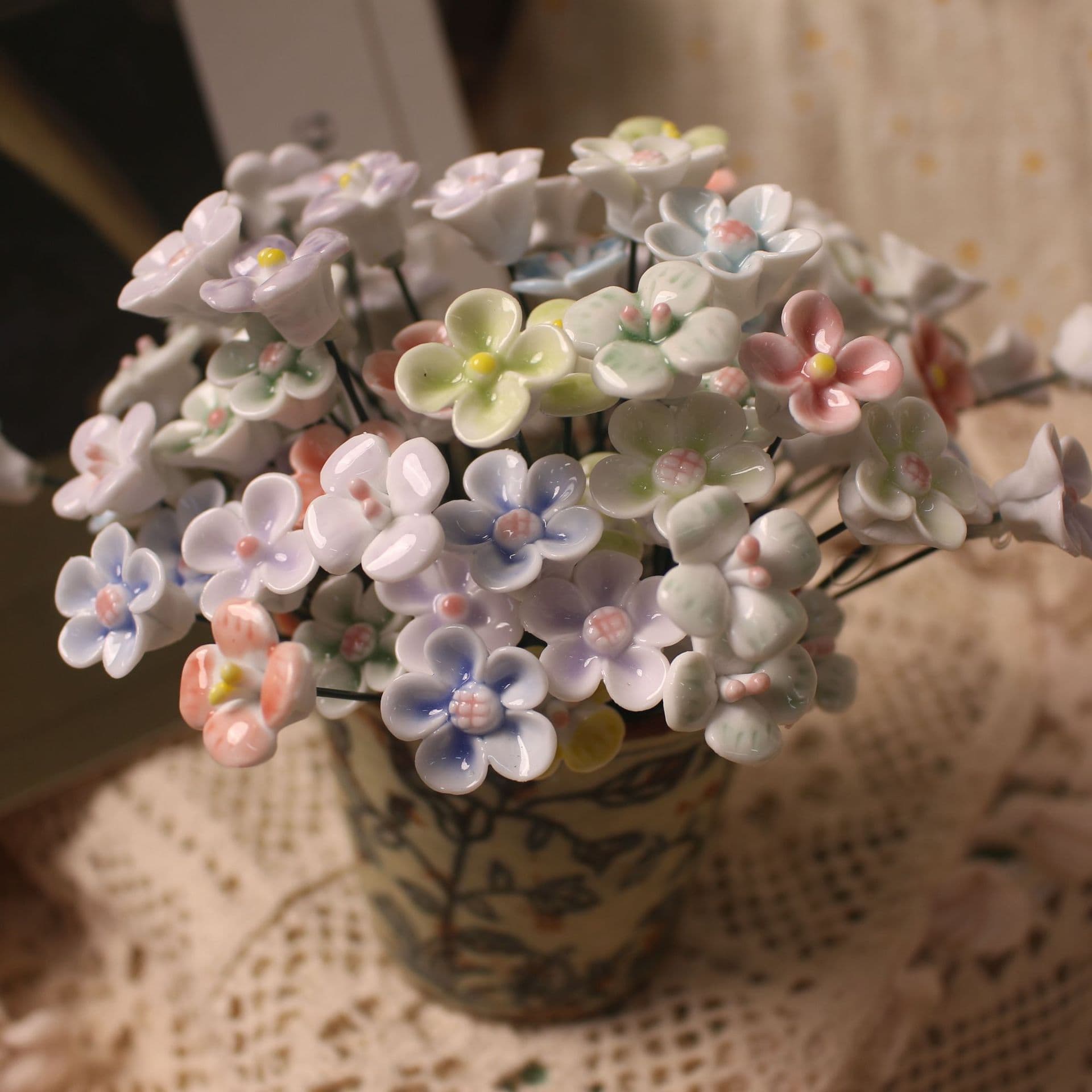 Amazon Best Seller Ceramic Eternal Flower - Artificial Mini Blooms Jingdezhen High-Temperature Ceramic Handheld Bouquet