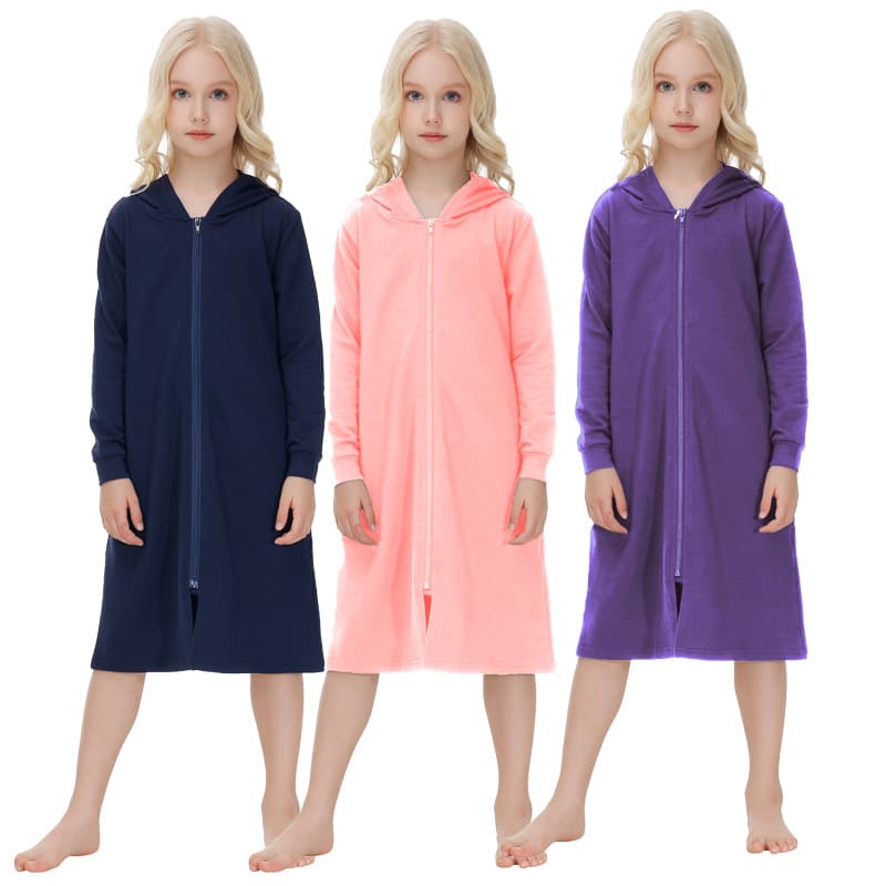 European and American style children's autumn and winter loungewear, zippered nightgown, comfortable cotton long loungewear for medium and large children.
