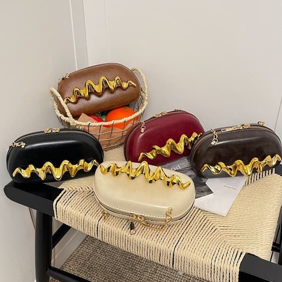 Cross-Border Trendy Niche Luxury Clutch Bag for Women 2026 New Style Personalized Chain Shoulder Bag Versatile Crossbody Bag