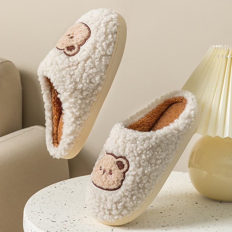 Women's High-End Cotton Slippers for Men and Women in Winter, Cute Indoor Furry Shoes, Warm and Non-Slip Household Velvet Slippers for Women Wholesale