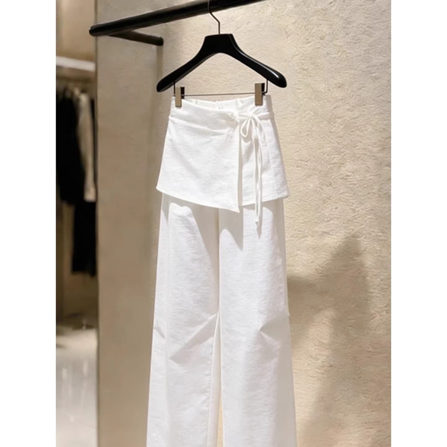 2026 Spring New Casual Style Lazy Fashion Versatile Slim Wide Leg Pants Women’s Butt Curtain Design Niche Straight Pants