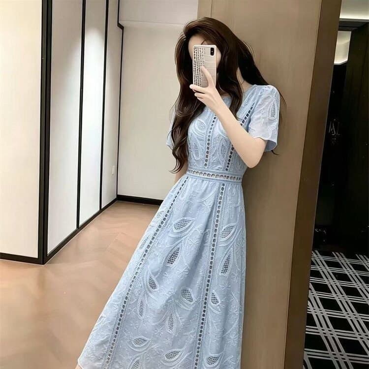 Elegant lace design, middle-aged and elderly plus size women's dress, spring and summer long skirt, slim and versatile slim dress