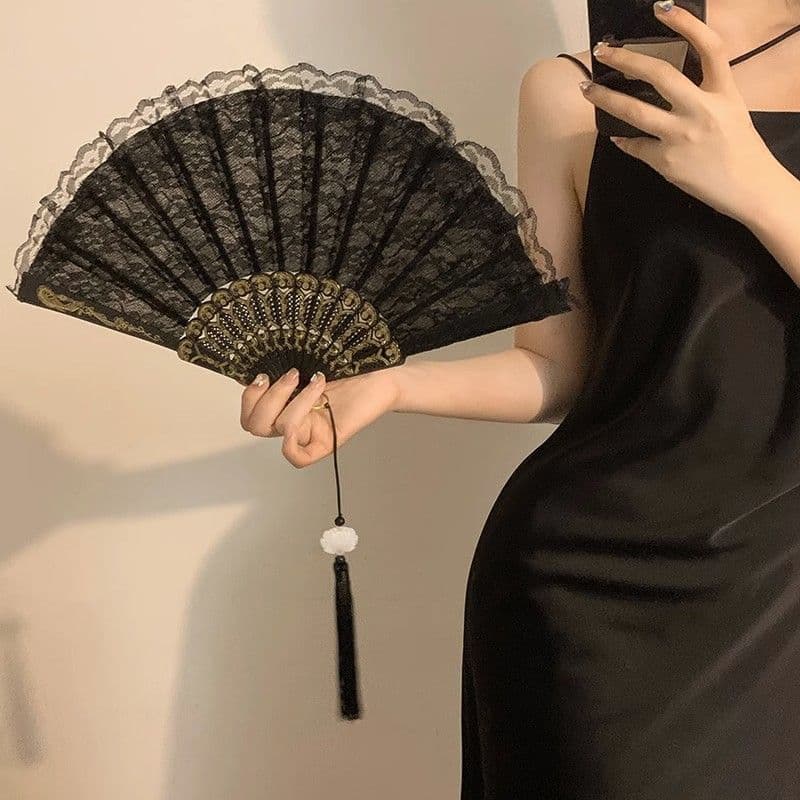 New Chinese Retro Black Lace Folding Fan JK Lolita Hanfu Cheongsam Fan Tassel Vintage Photography Prop