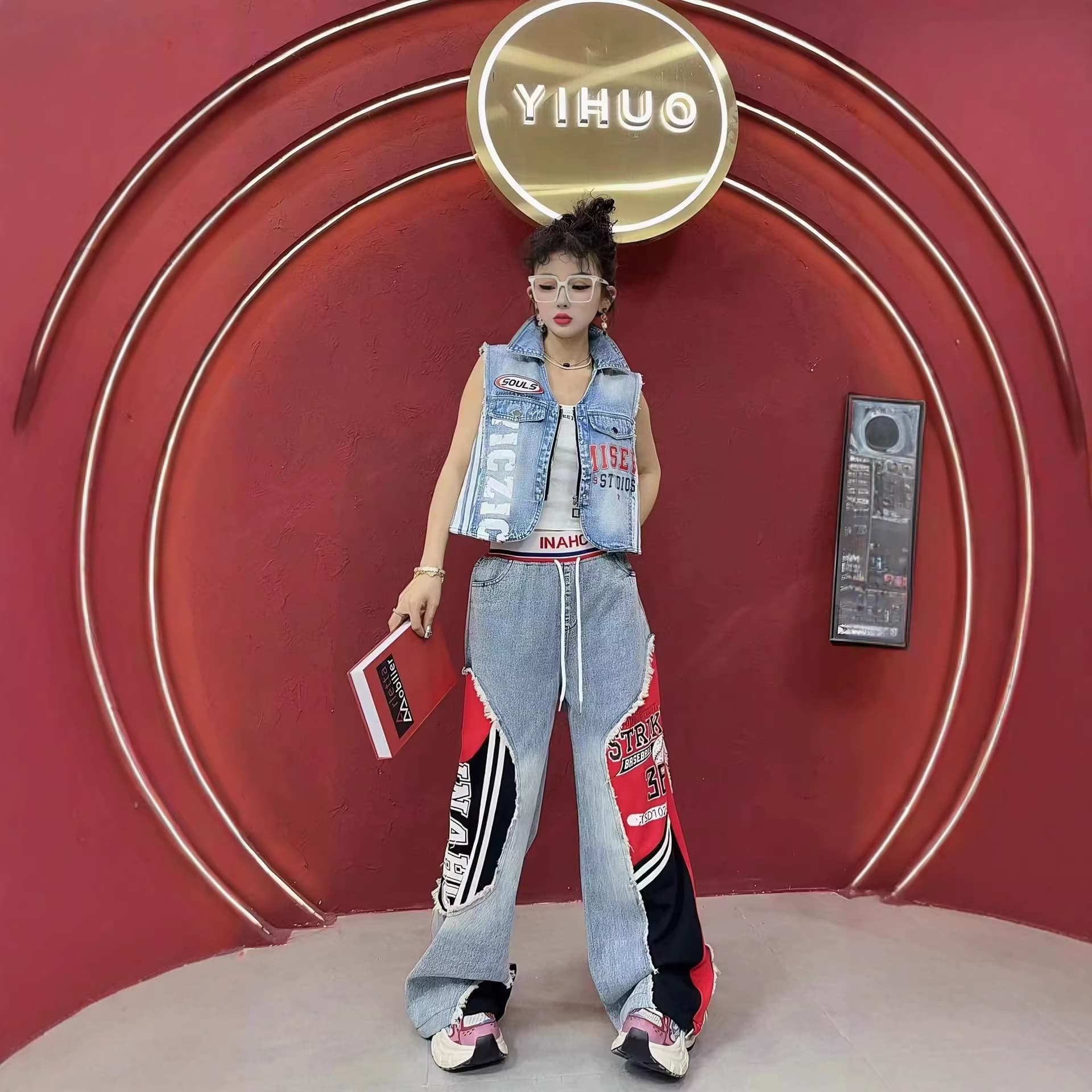 European-Style Vest Set for Women 2026 Summer New Letter Print Design Denim Patchwork Straight-Leg Pants and Turn-Down Collar Top