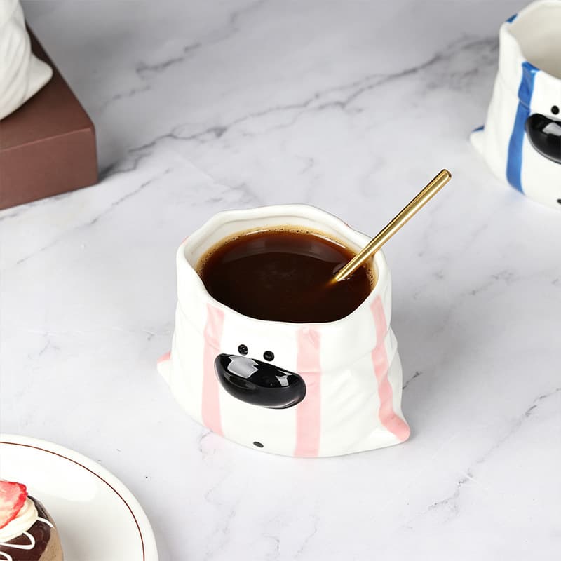 New Irregular Canvas Cup Ceramic Dog Mug Cute Cartoon Kids Coffee Cup Handmade Ceramic Cup