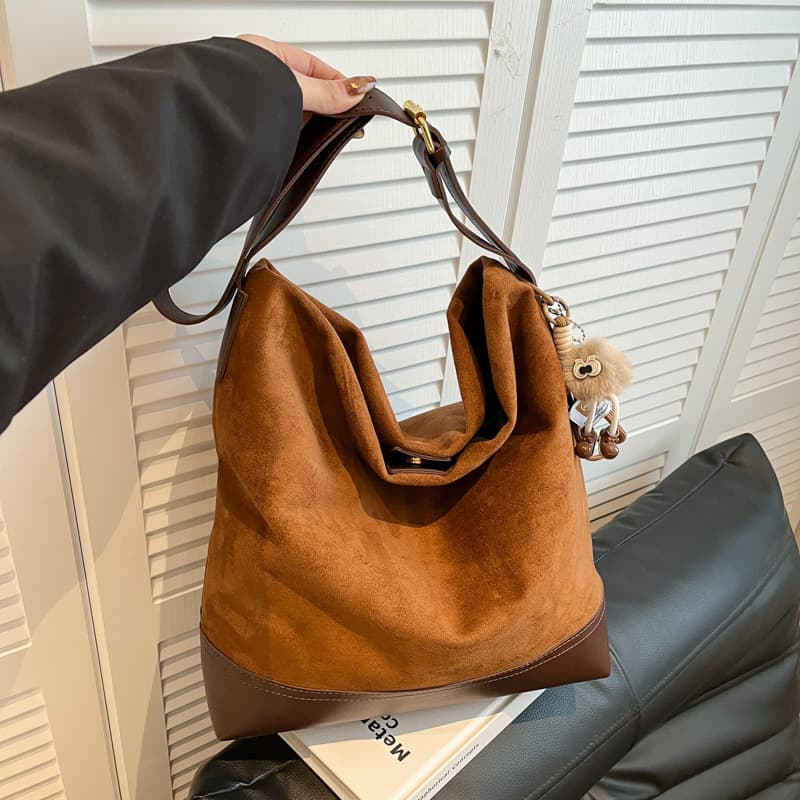 Relaxed Vintage Suede Patchwork Underarm Bag 2025 New Commuter Versatile Crossbody Bag Large Capacity Shoulder Bag