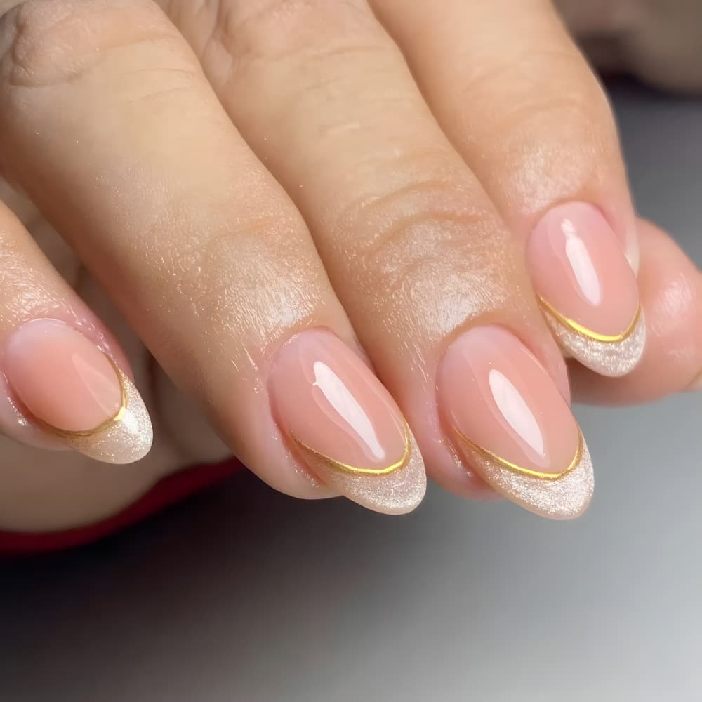 Cat Eye Armor Short Nail Tips Simple Glitter Nail Wraps 30 Pieces Almond Boxed French Nail Art