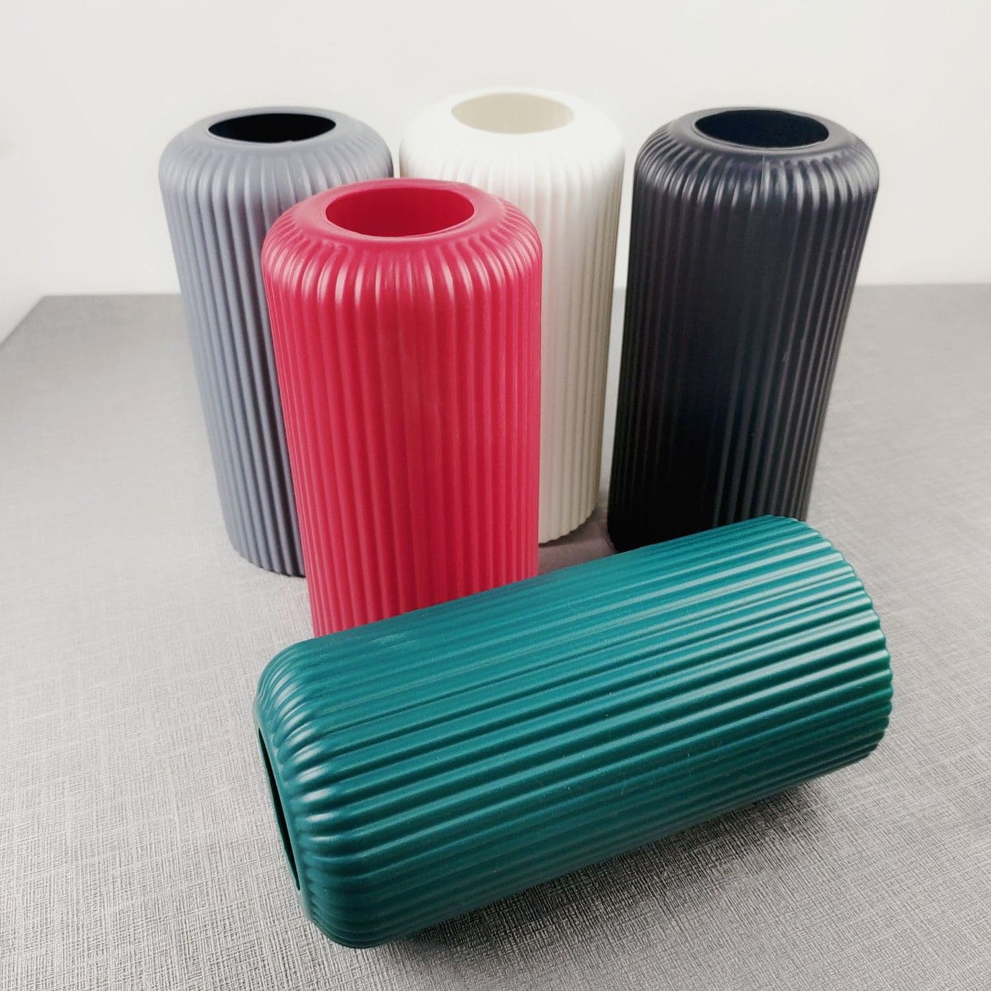 Wholesale Hydroponic European-style Imitation Ceramic Plastic Flower Vase Decorative Creative Small Vase Ins Style