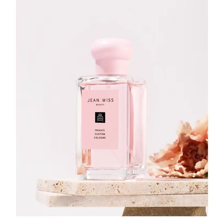 Small Town Yi Xiang Bluebell Perfume Fresh Long-lasting Light Fragrance New Women's Perfume Freesia Vietnamese Perfume 50ml
